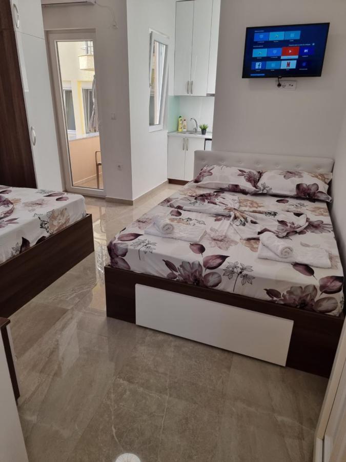 Ebra Lux Apartmani Dobra Voda Exterior photo