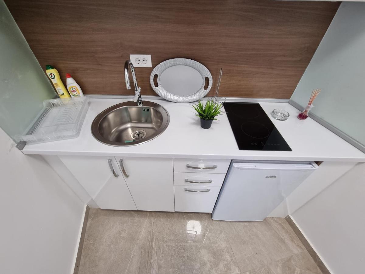 Ebra Lux Apartmani Dobra Voda Exterior photo