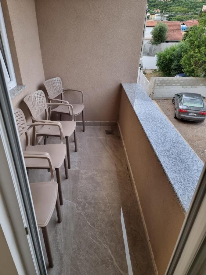 Ebra Lux Apartmani Dobra Voda Exterior photo