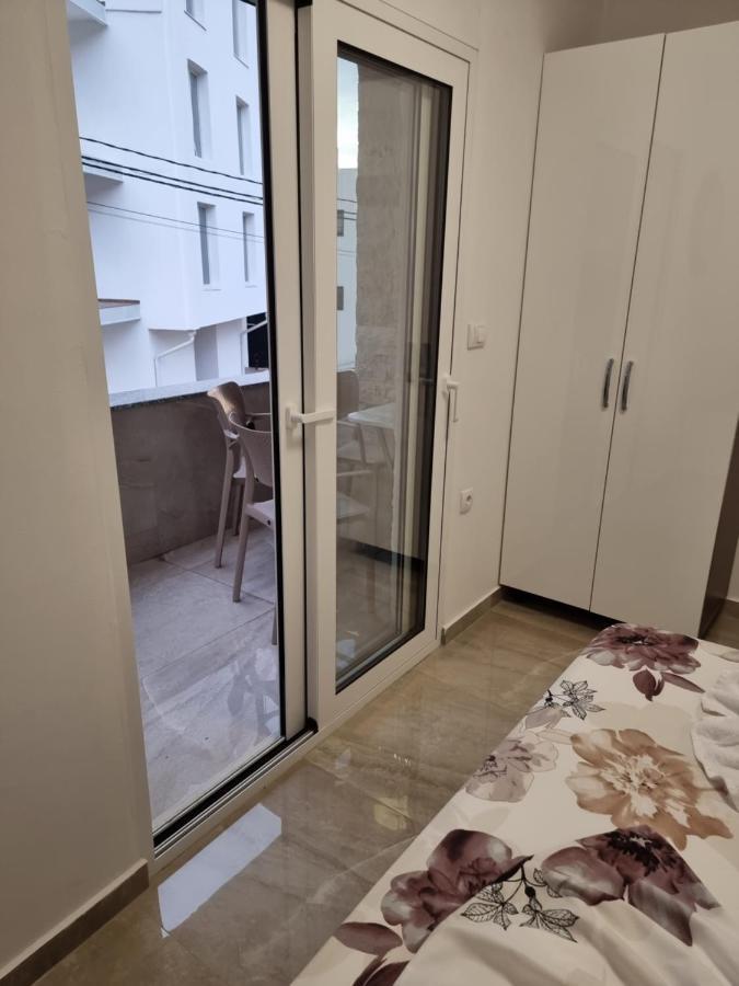 Ebra Lux Apartmani Dobra Voda Exterior photo