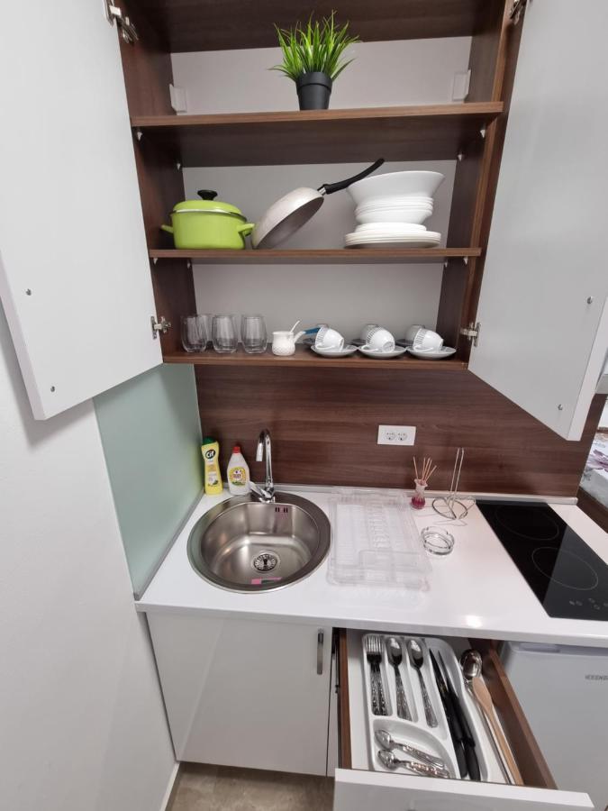 Ebra Lux Apartmani Dobra Voda Exterior photo