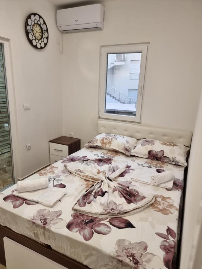 Ebra Lux Apartmani Dobra Voda Exterior photo
