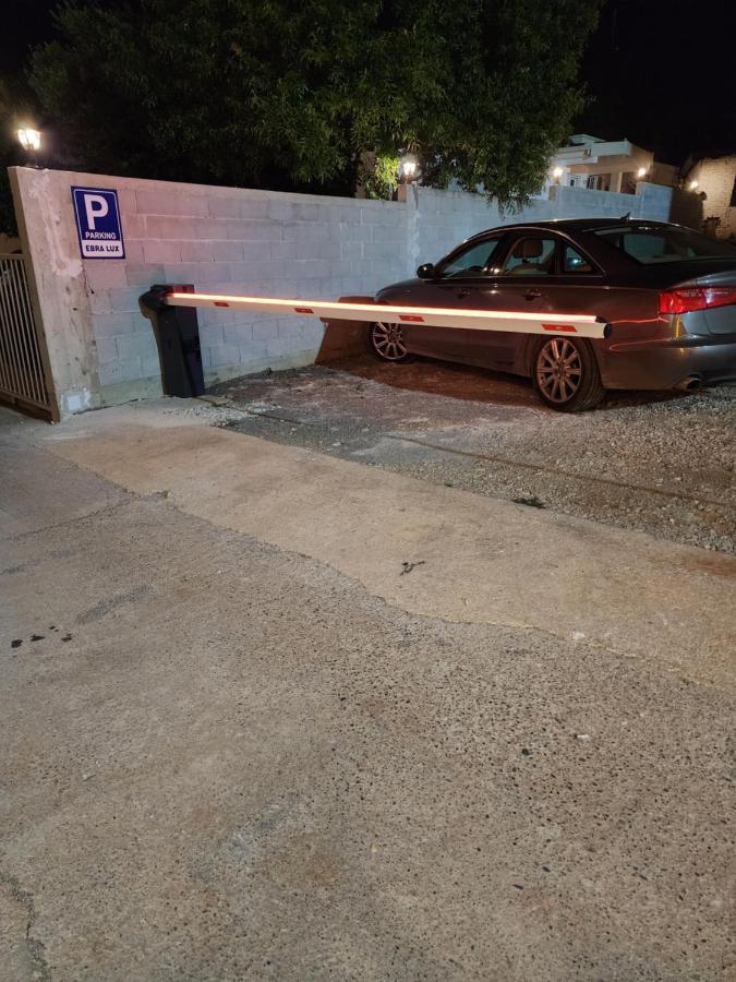 Ebra Lux Apartmani Dobra Voda Exterior photo