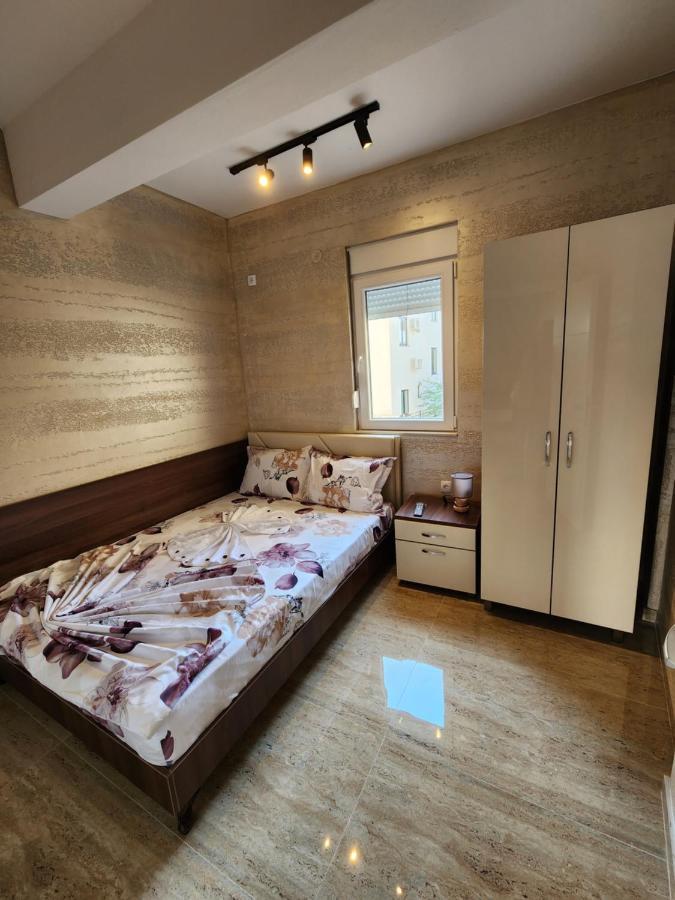 Ebra Lux Apartmani Dobra Voda Exterior photo